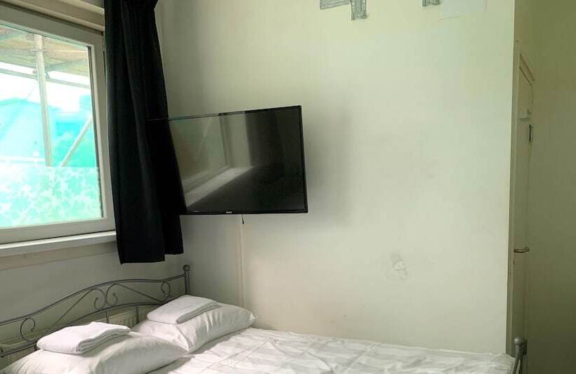 スタンダードルーム, Chao Nl 24 Hours Open