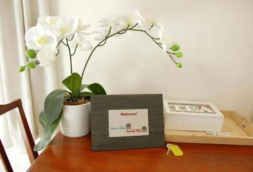 Standard Yhden Hengen Huone, Ensche Day Inn