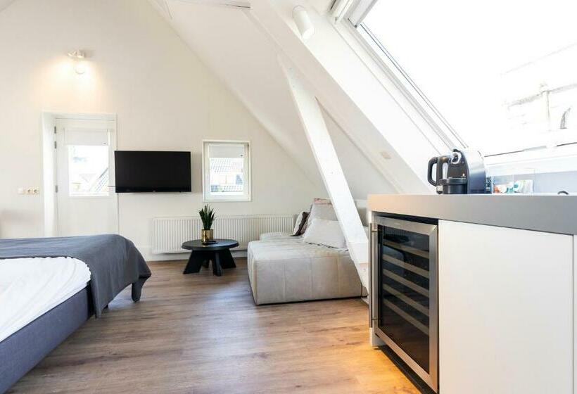 Номер Deluxe, Gravenstraat