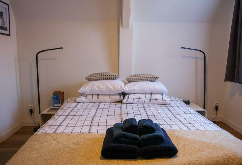 Standard Room, Kuwadro Guesthouse Jordaan