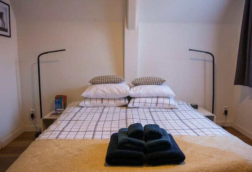 Standard Room, Kuwadro Guesthouse Jordaan