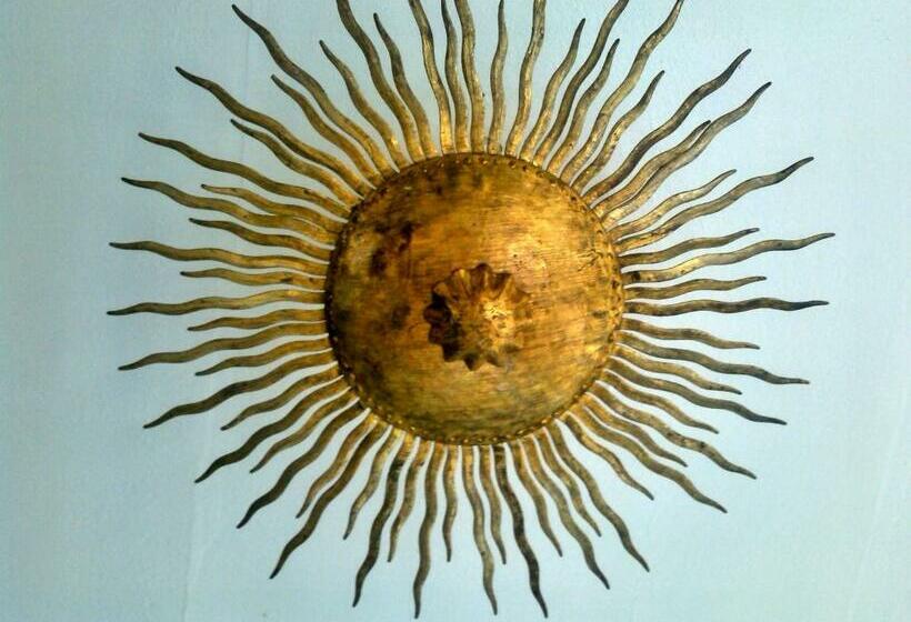 استودیوی استاندارد, Miss Jordaan For Quiet Travellers