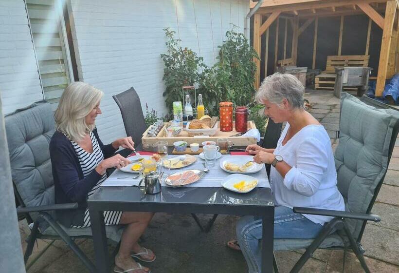 اتاق لوکس, Gastenverblijf Aan De Bagijnstraat