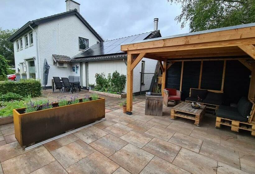 اتاق لوکس, Gastenverblijf Aan De Bagijnstraat