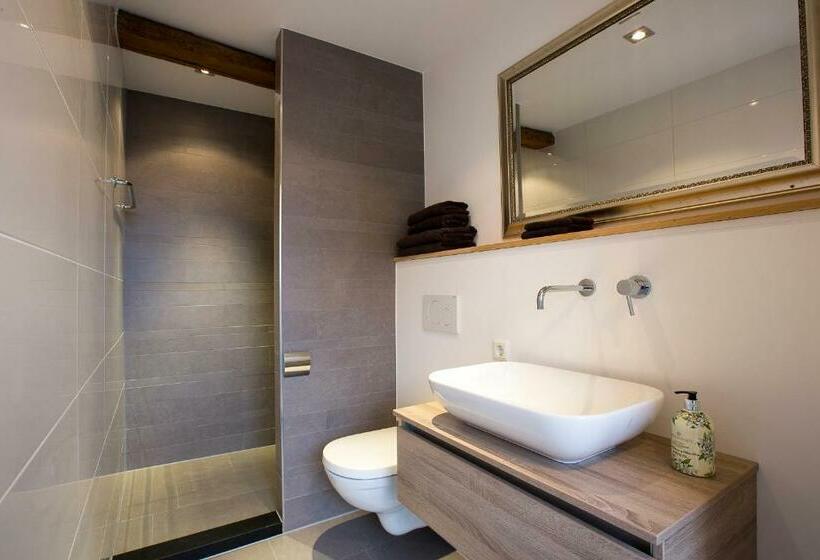 חדר סטנדרט לשלושה, Bed & Breakfast De Vier Seizoenen