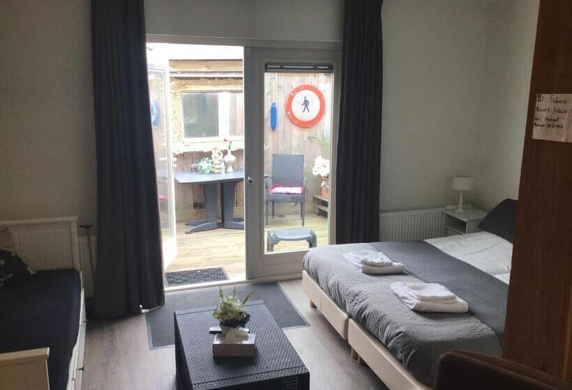 Superior Room with Terrace, Bed & Breakfast Klokgaaf