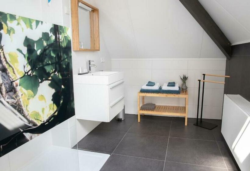 סוויטת ג'וניור, Bed & Breakfast Monument076 Etten Leur