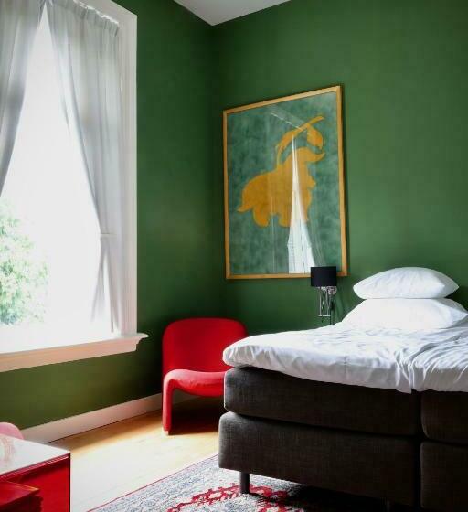 חדר דלוקס, De Lochemse Berg