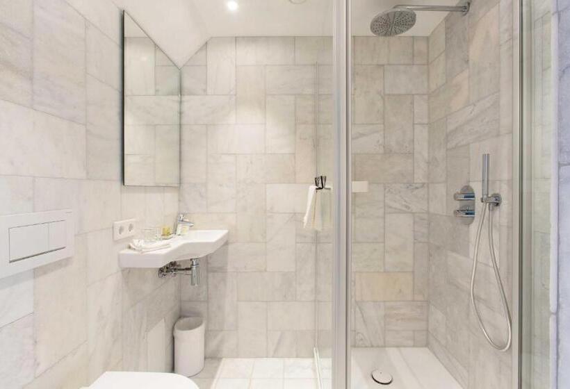 ガーデンビュースタンダードルーム, De Lochemse Berg