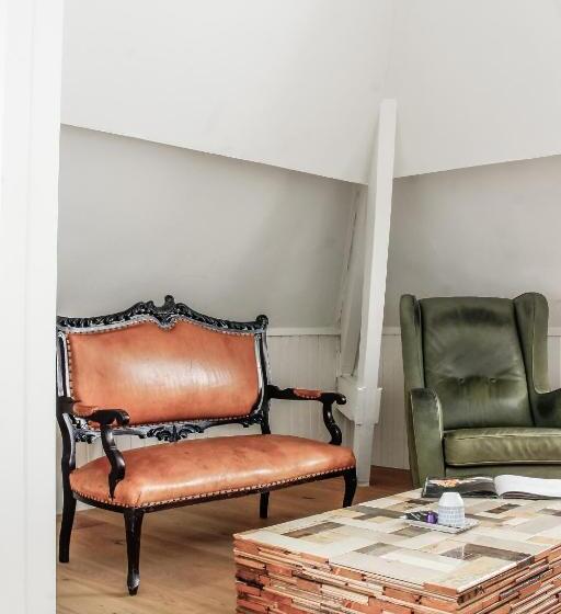 חדר דלוקס, De Lochemse Berg