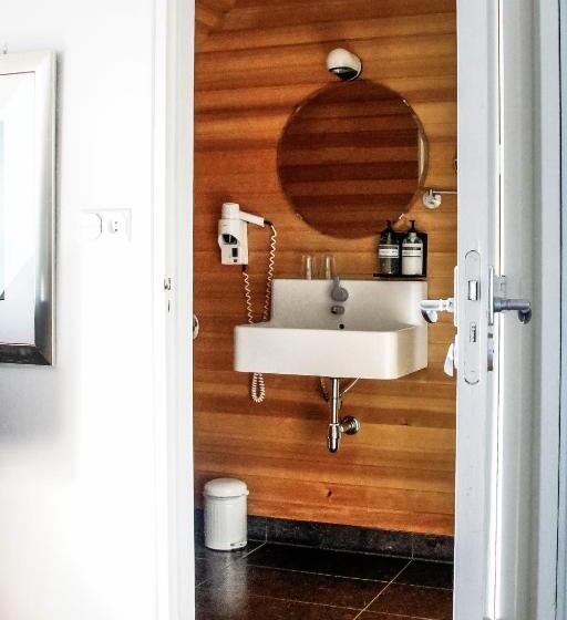 חדר דלוקס, De Lochemse Berg