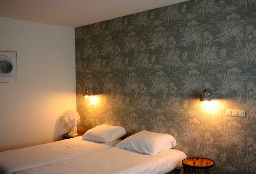 اتاق استاندارد, De Hoefpoort