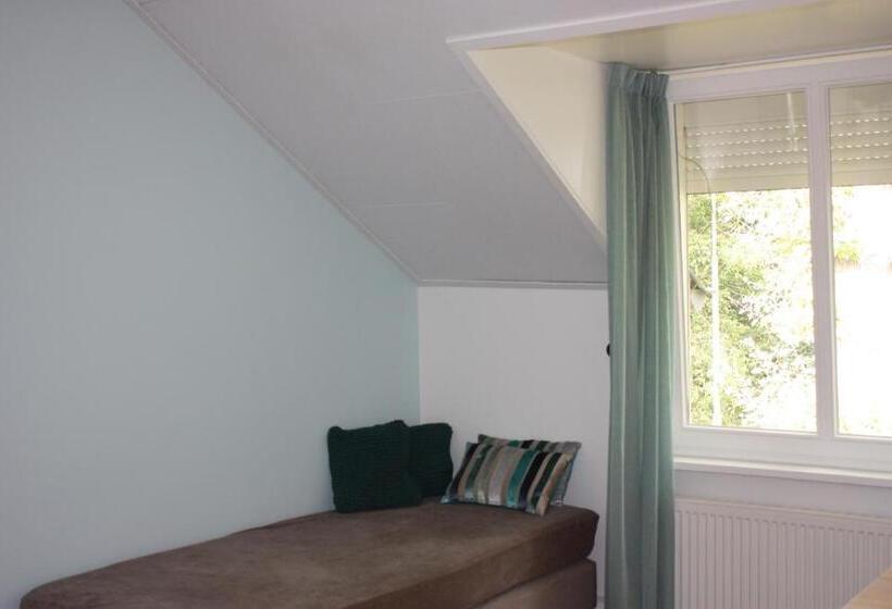 اتاق سوپریور, De Hoefpoort