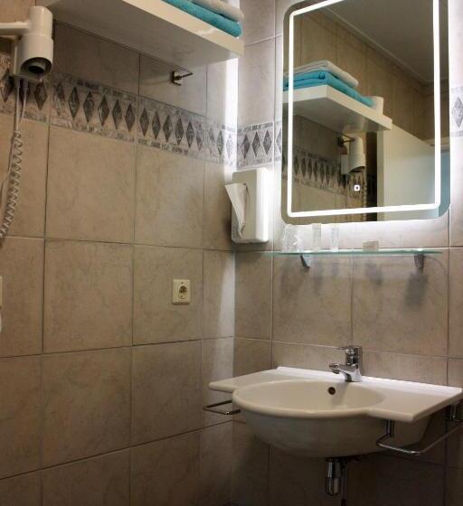 اتاق استاندارد یک نفره, De Hoefpoort