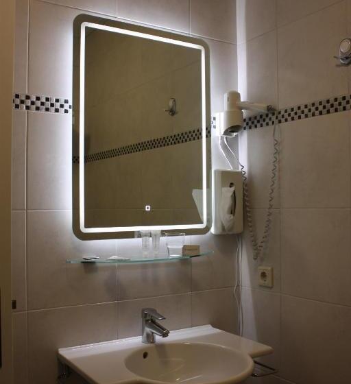 اتاق استاندارد یک نفره, De Hoefpoort