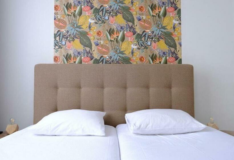 スタンダードルーム, Stadsherberg De Poshoorn