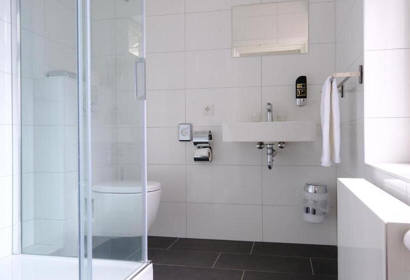 コンフォートルーム, Stadsherberg De Poshoorn