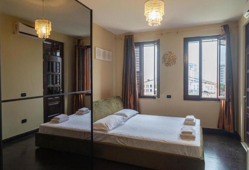 غرفة قياسية, Angoni Villa