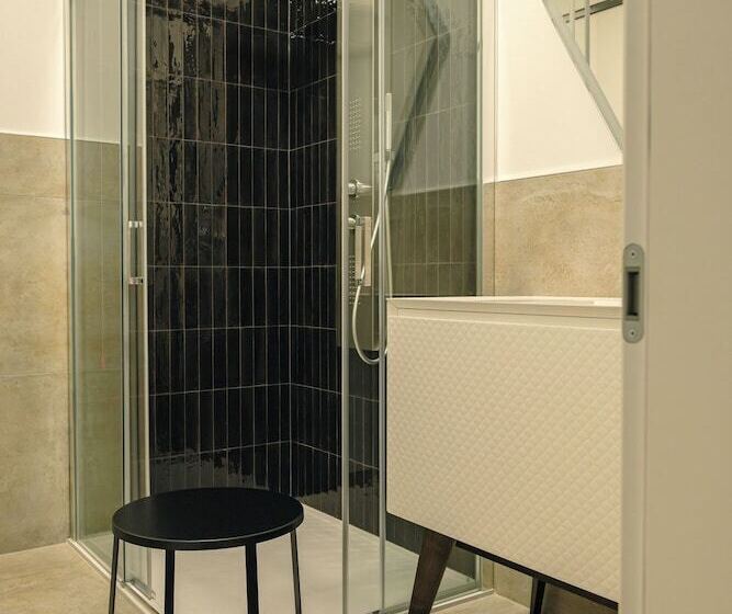 דירת חדר, Camoma Apart