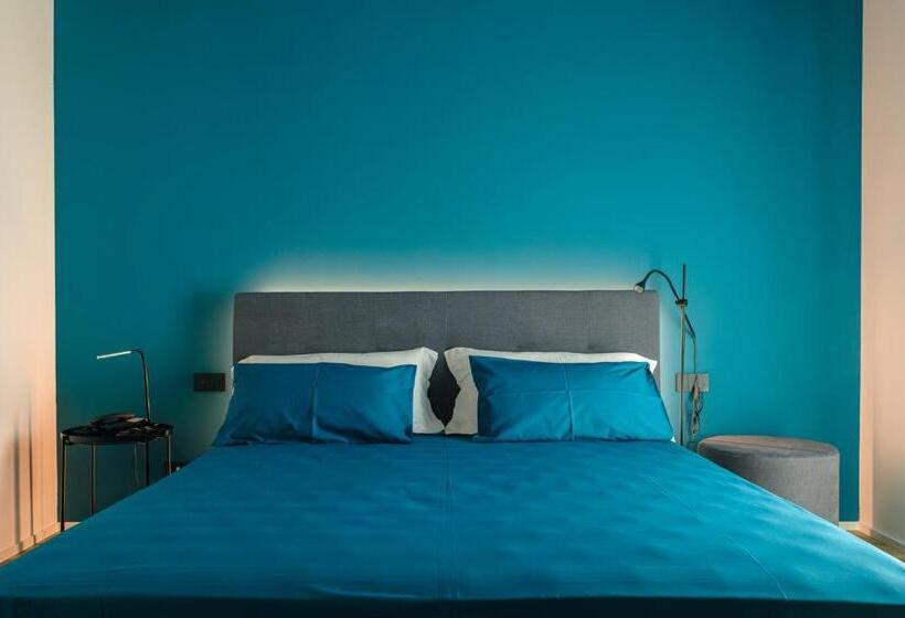 דירת שני חדרים, Camoma Apart