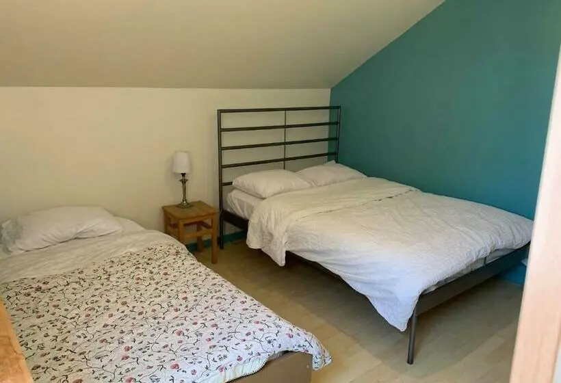 バス共有のスタンダードルーム, Auberge Internationale De Rivière Du Loup