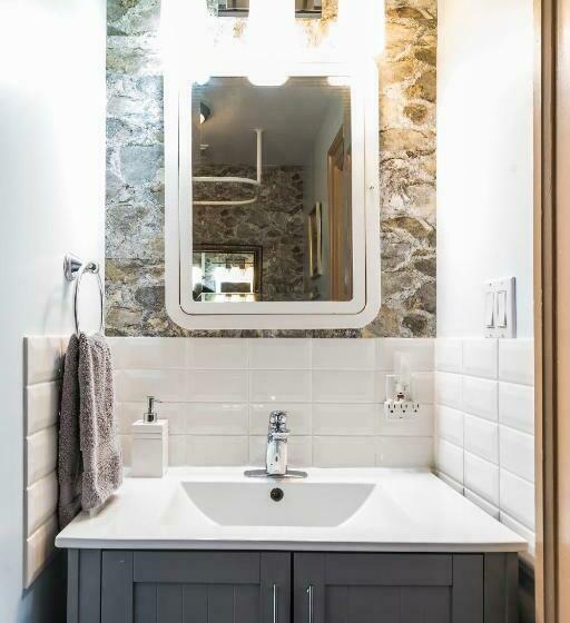 جناح سرير كينج, The Inn On Bay