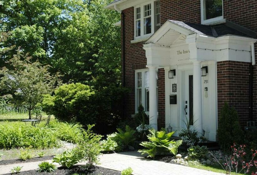 جناح, The Inn On Bay