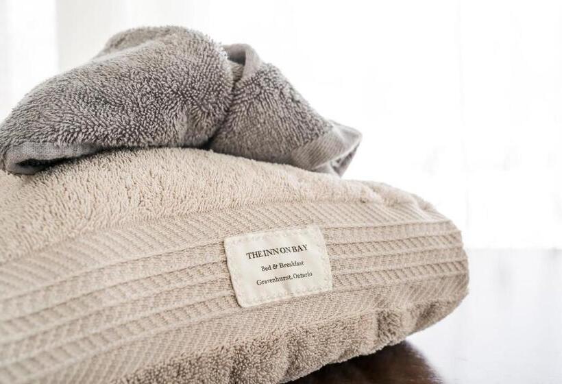 جناح, The Inn On Bay