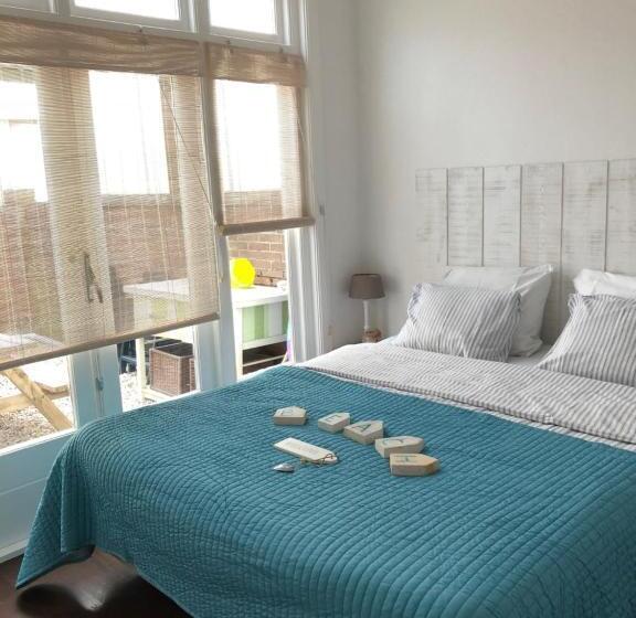 Апартаменты 1 Спальня, Bed & Breakfast Hotel Zandvoort