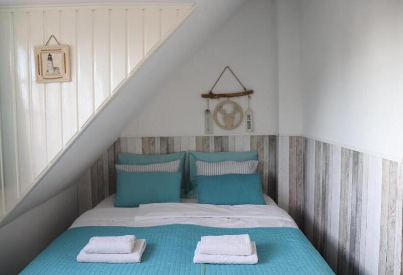 Студия Стандарт, Bed & Breakfast Hotel Zandvoort