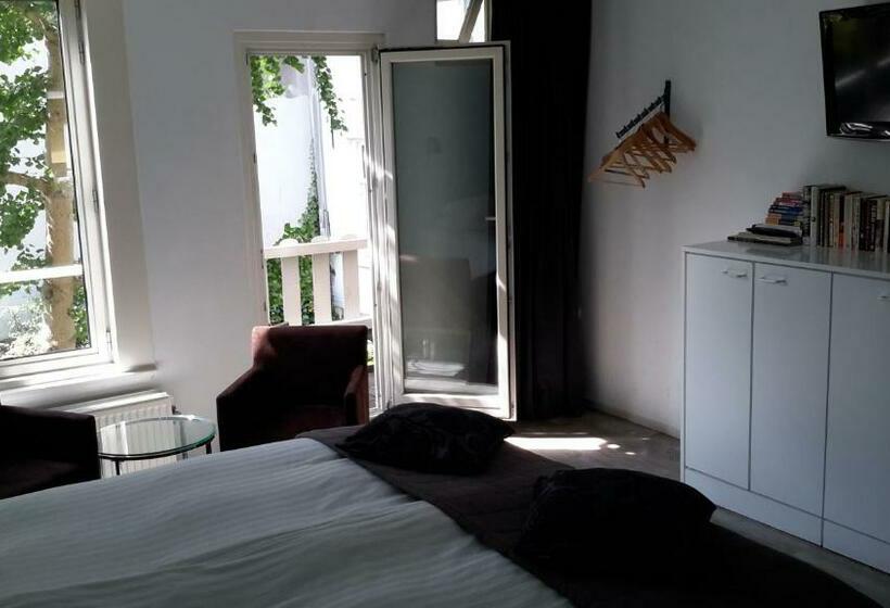 اتاق استاندارد, Bed & Breakfast Westviolet