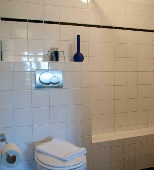 اتاق استاندارد, Bed & Breakfast Westviolet