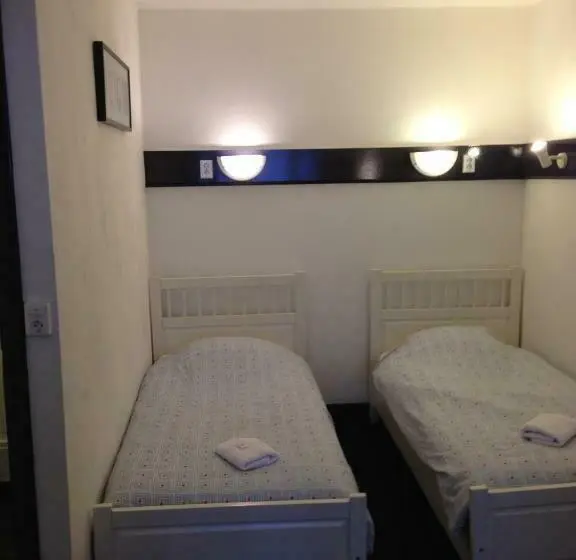 バス共有のスタンダードルーム, Budgethotel De Zwaan