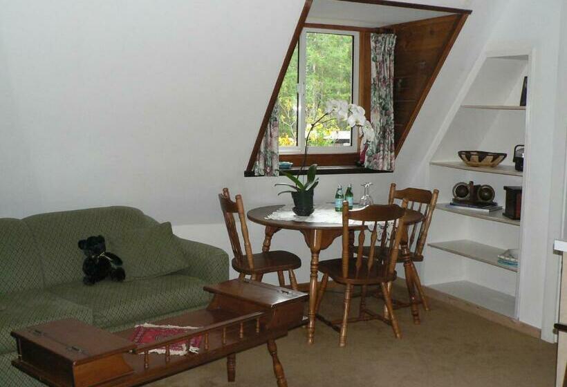 디럭스 룸 가든 전망, Cedar Song B&b