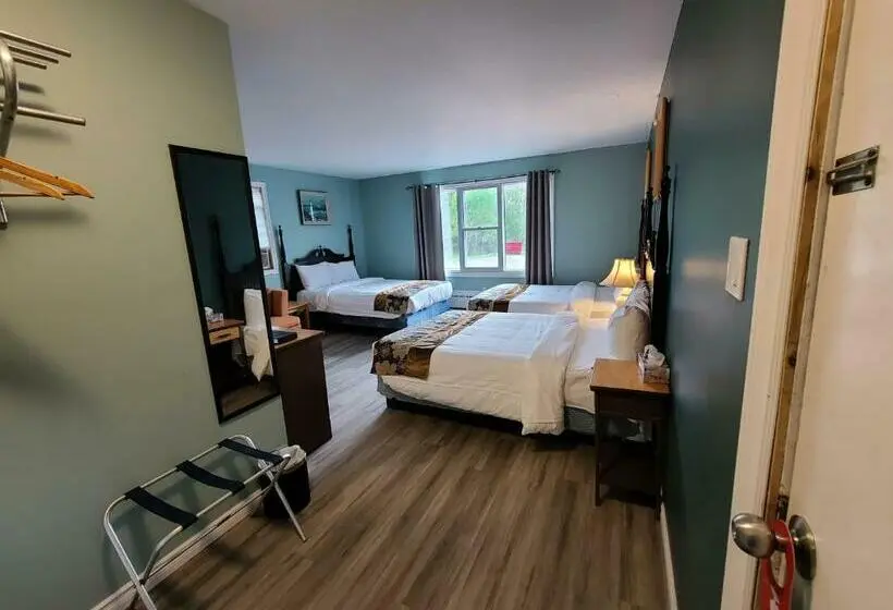 Perhehuone, Highland Motel