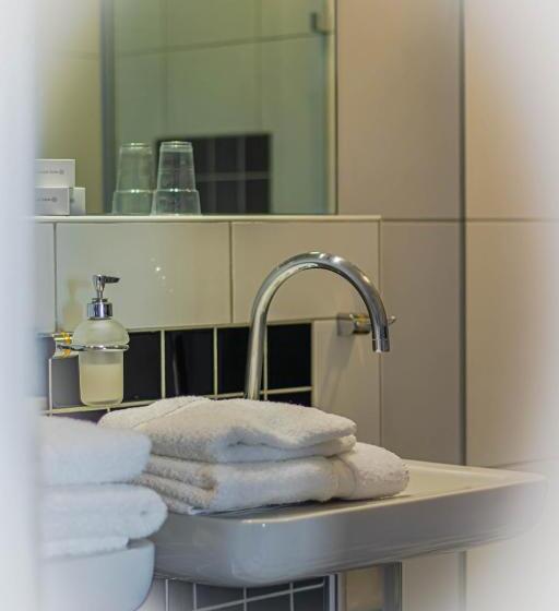 豪华单人间, De Boegschroef