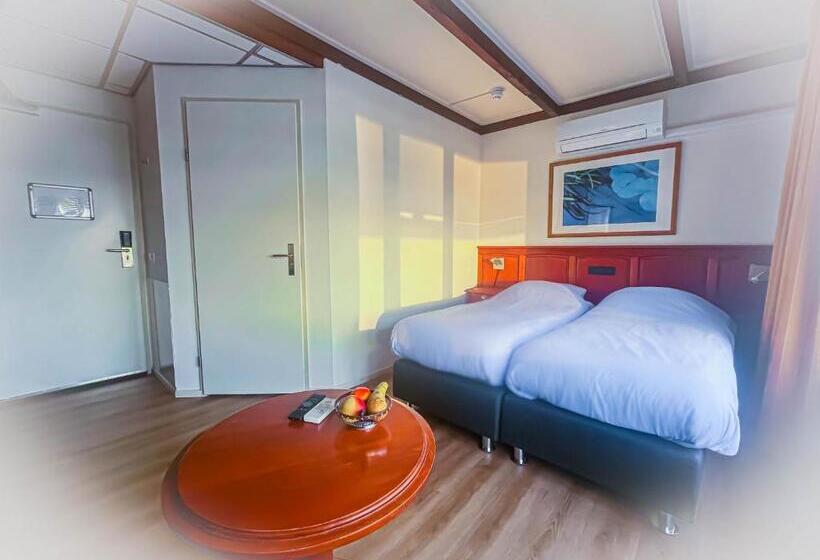 小型套房带海景, De Boegschroef