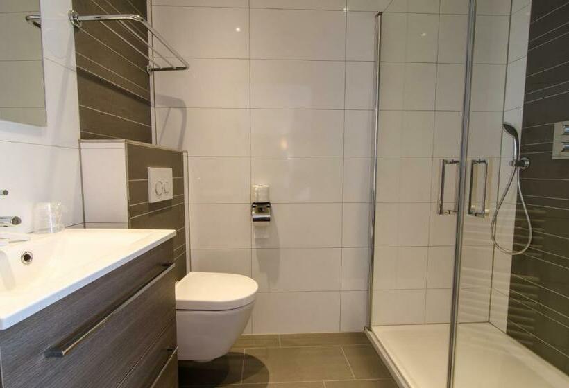 غرفة كومفورت, Die Port Van Cleve