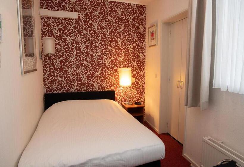 غرفة قياسية فردية, Die Port Van Cleve