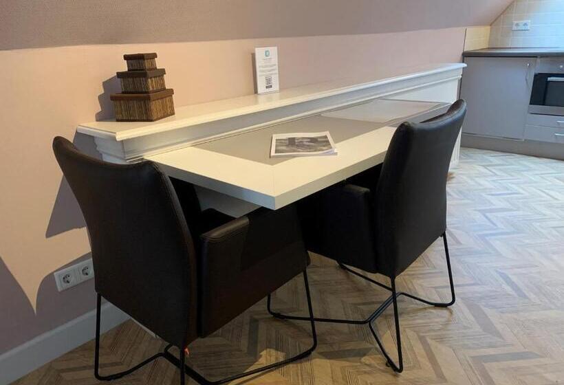 سوییت, In Den Brouwery