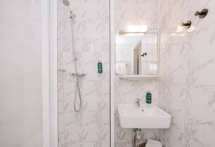 غرفة قياسية, Keur