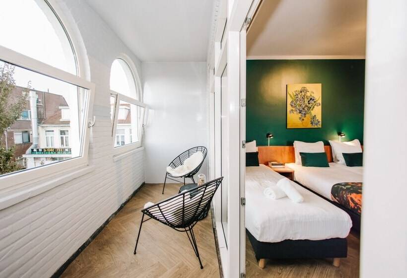 غرفة قياسية ثلاثية, Keur