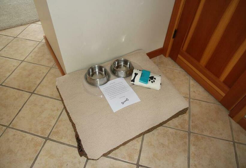 带大床的豪华间, Moon Water Lodge