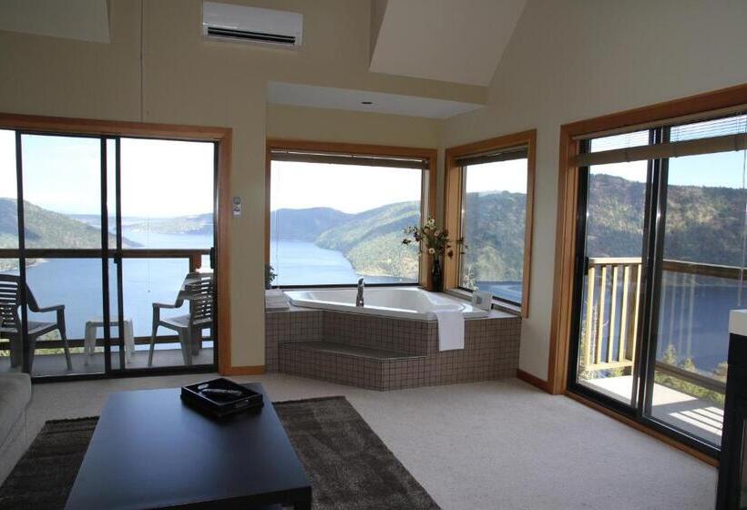 高级套房, Moon Water Lodge