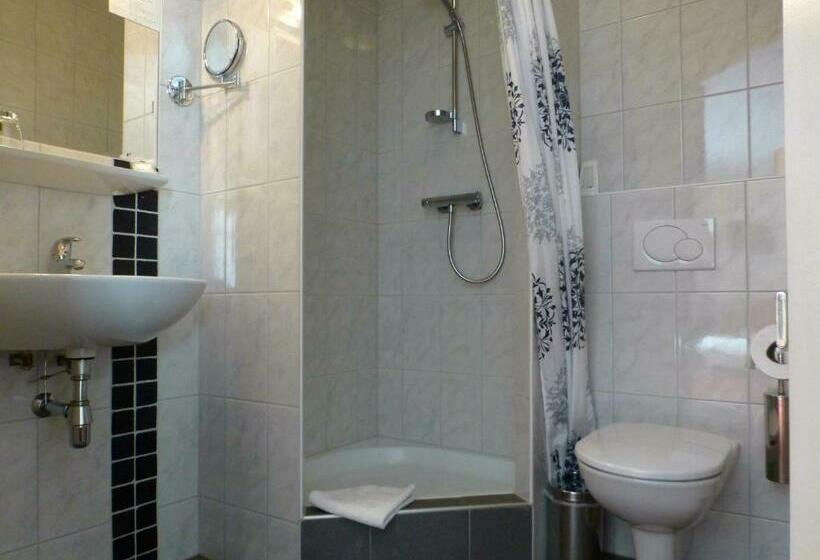 Номер Стандарт, Restaurant Het Roode Hert