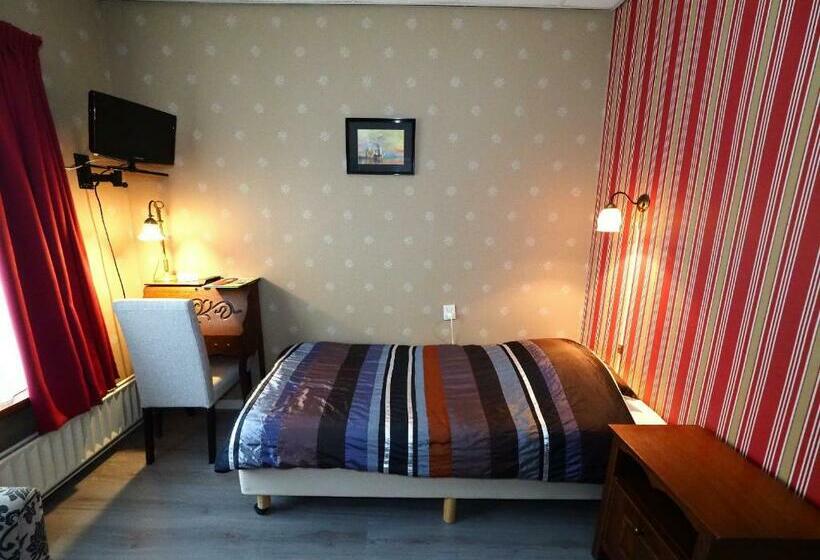 غرفة قياسية فردية, Restaurant T Heerenlogement