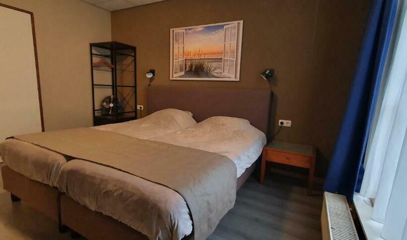 غرفة قياسية, Restaurant T Heerenlogement