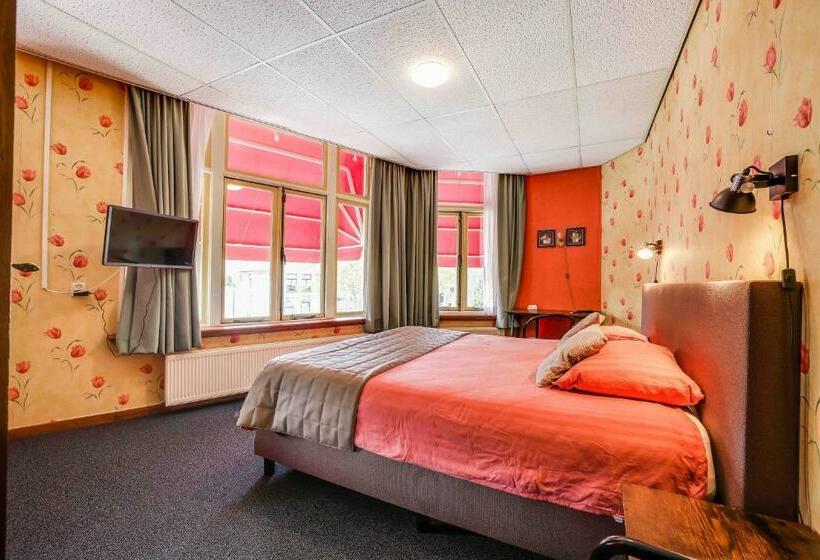 غرفة قياسية, Restaurant T Heerenlogement