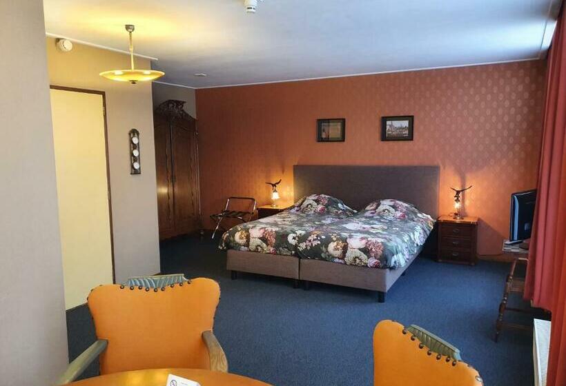 스탠다드 룸, Restaurant  T Heerenlogement
