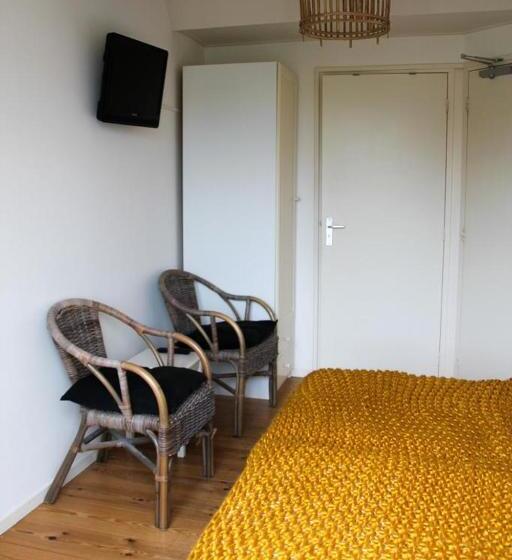 غرفة قياسية, T Wapen Van Middelie